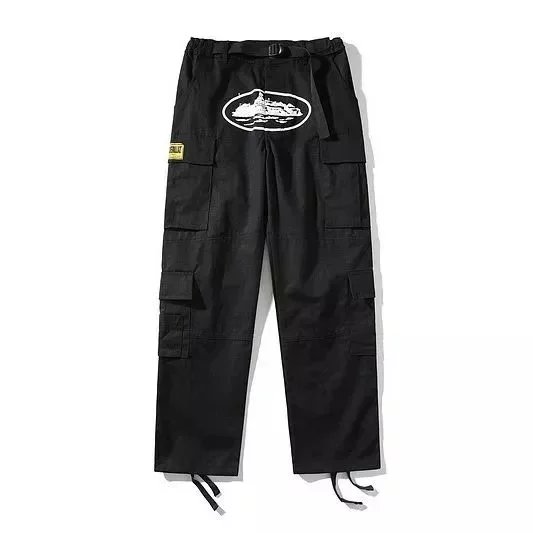 E1 White Image Yellow Card