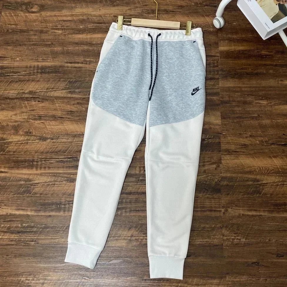 4496 white patchwork grey pants